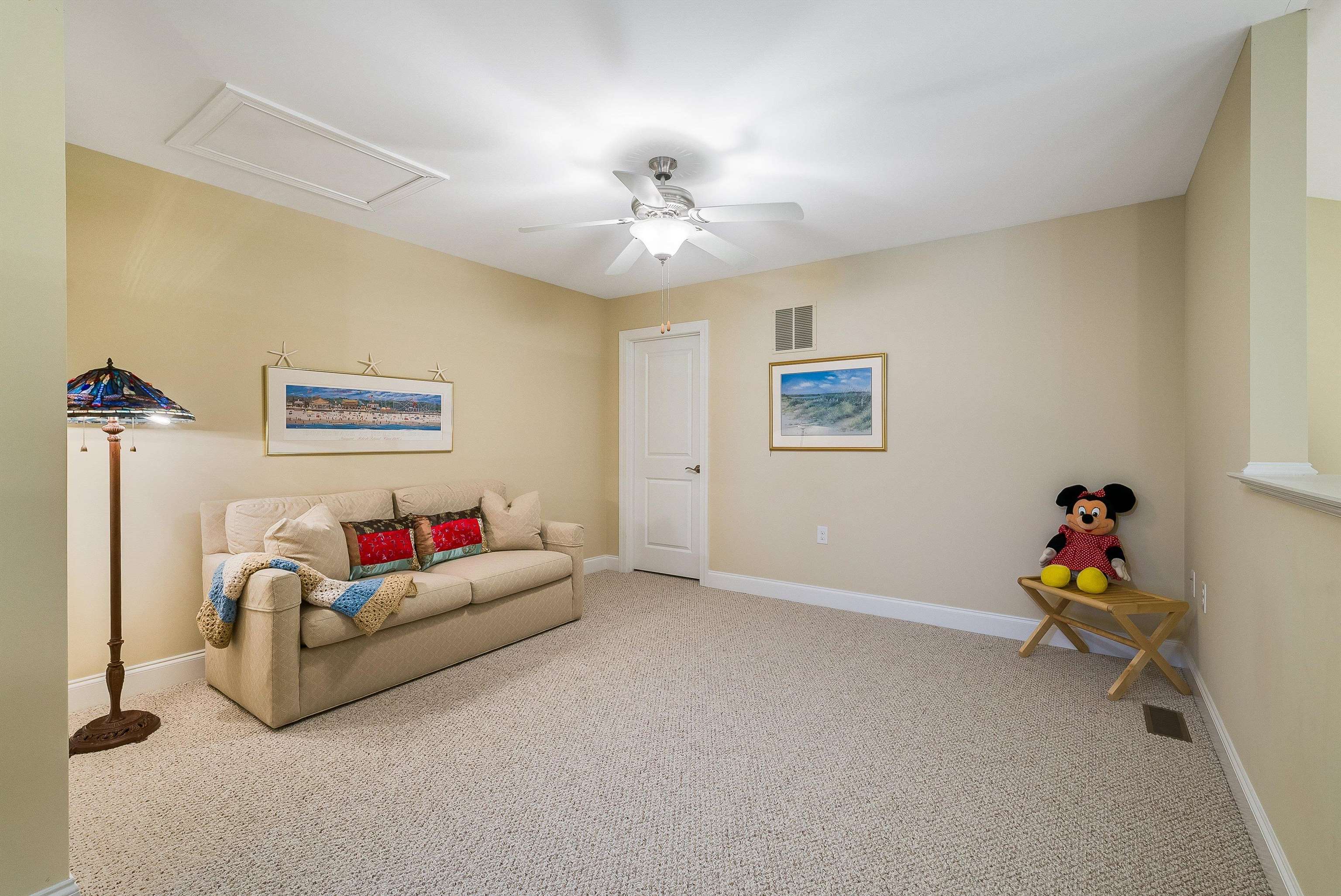 1744 HERITAGE ESTATES CIR, HARRISONBURG, Virginia 22801, 3 Bedrooms Bedrooms, ,3 BathroomsBathrooms,Residential,1744 HERITAGE ESTATES CIR,674398 MLS # 674398 1744 HERITAGE ESTATES CIR, HARRISONBURG, Virginia 22801, 3 Bedrooms Bedrooms, ,3 BathroomsBathrooms,Residential,1744 HERITAGE ESTATES CIR,674398 MLS # 674398