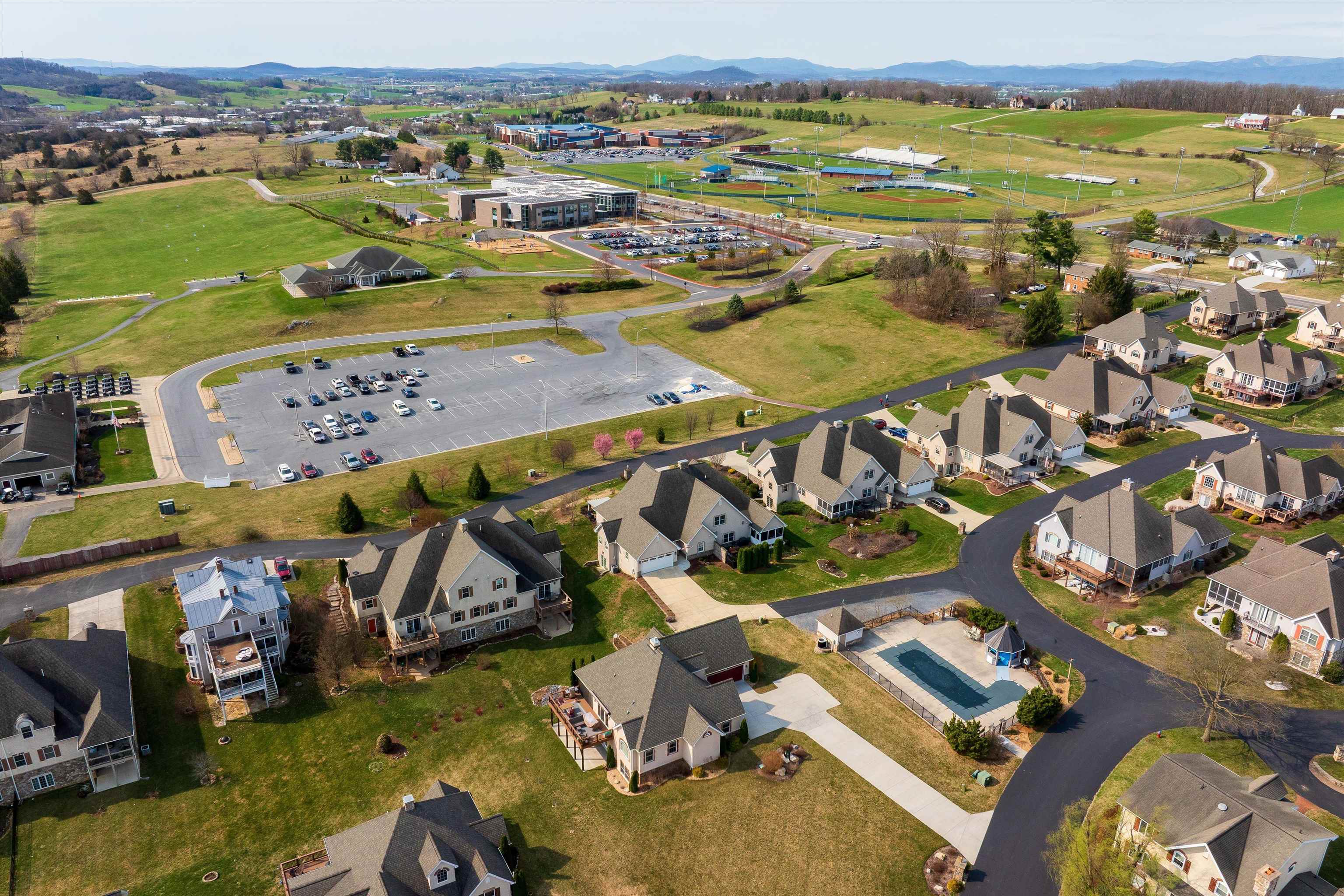 1744 HERITAGE ESTATES CIR, HARRISONBURG, Virginia 22801, 3 Bedrooms Bedrooms, ,3 BathroomsBathrooms,Residential,1744 HERITAGE ESTATES CIR,674398 MLS # 674398 1744 HERITAGE ESTATES CIR, HARRISONBURG, Virginia 22801, 3 Bedrooms Bedrooms, ,3 BathroomsBathrooms,Residential,1744 HERITAGE ESTATES CIR,674398 MLS # 674398