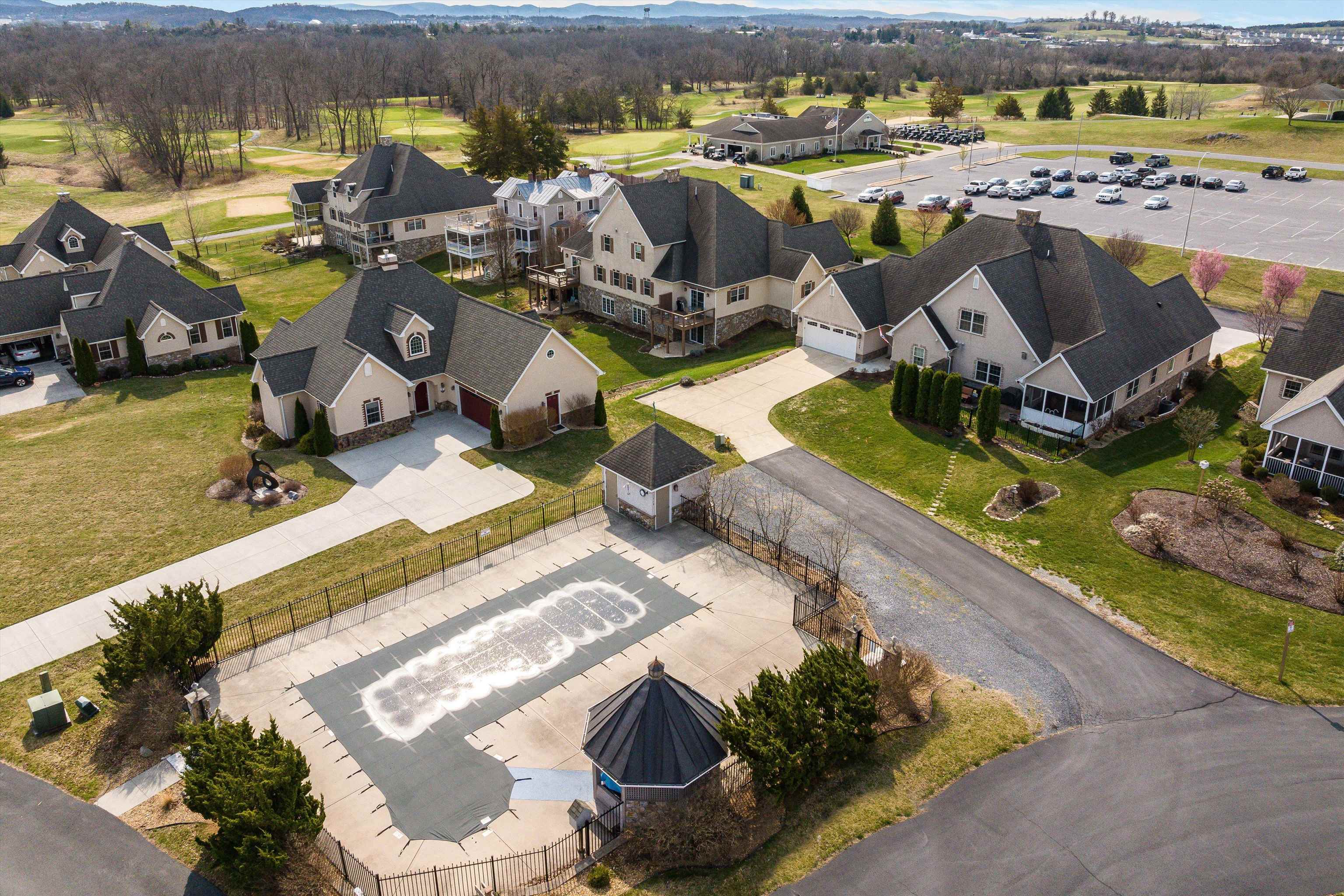 1744 HERITAGE ESTATES CIR, HARRISONBURG, Virginia 22801, 3 Bedrooms Bedrooms, ,3 BathroomsBathrooms,Residential,1744 HERITAGE ESTATES CIR,674398 MLS # 674398 1744 HERITAGE ESTATES CIR, HARRISONBURG, Virginia 22801, 3 Bedrooms Bedrooms, ,3 BathroomsBathrooms,Residential,1744 HERITAGE ESTATES CIR,674398 MLS # 674398