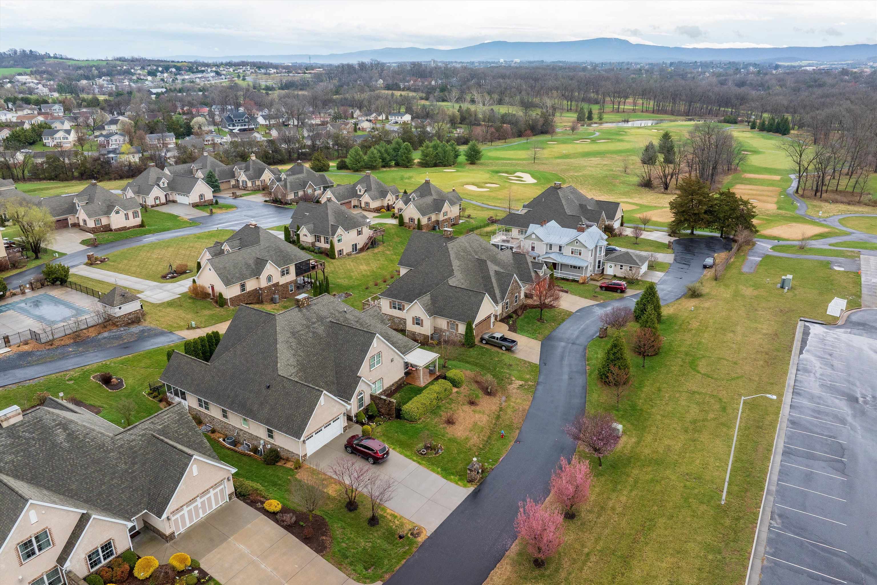 1744 HERITAGE ESTATES CIR, HARRISONBURG, Virginia 22801, 3 Bedrooms Bedrooms, ,3 BathroomsBathrooms,Residential,1744 HERITAGE ESTATES CIR,674398 MLS # 674398 1744 HERITAGE ESTATES CIR, HARRISONBURG, Virginia 22801, 3 Bedrooms Bedrooms, ,3 BathroomsBathrooms,Residential,1744 HERITAGE ESTATES CIR,674398 MLS # 674398