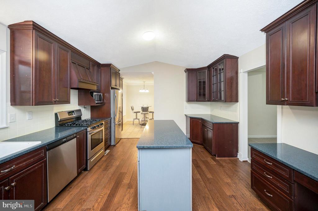 106 CUMBERLAND CIR, LOCUST GROVE, Virginia 22508, 4 Bedrooms Bedrooms, ,3 BathroomsBathrooms,Residential,106 CUMBERLAND CIR,VAOR2010426 MLS # VAOR2010426