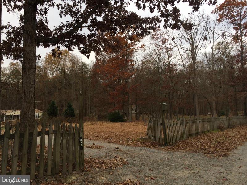 227 CARSONS COR, LOUISA, Virginia 23093, 2 Bedrooms Bedrooms, ,2 BathroomsBathrooms,Residential,227 CARSONS COR,VALA2008932 MLS # VALA2008932