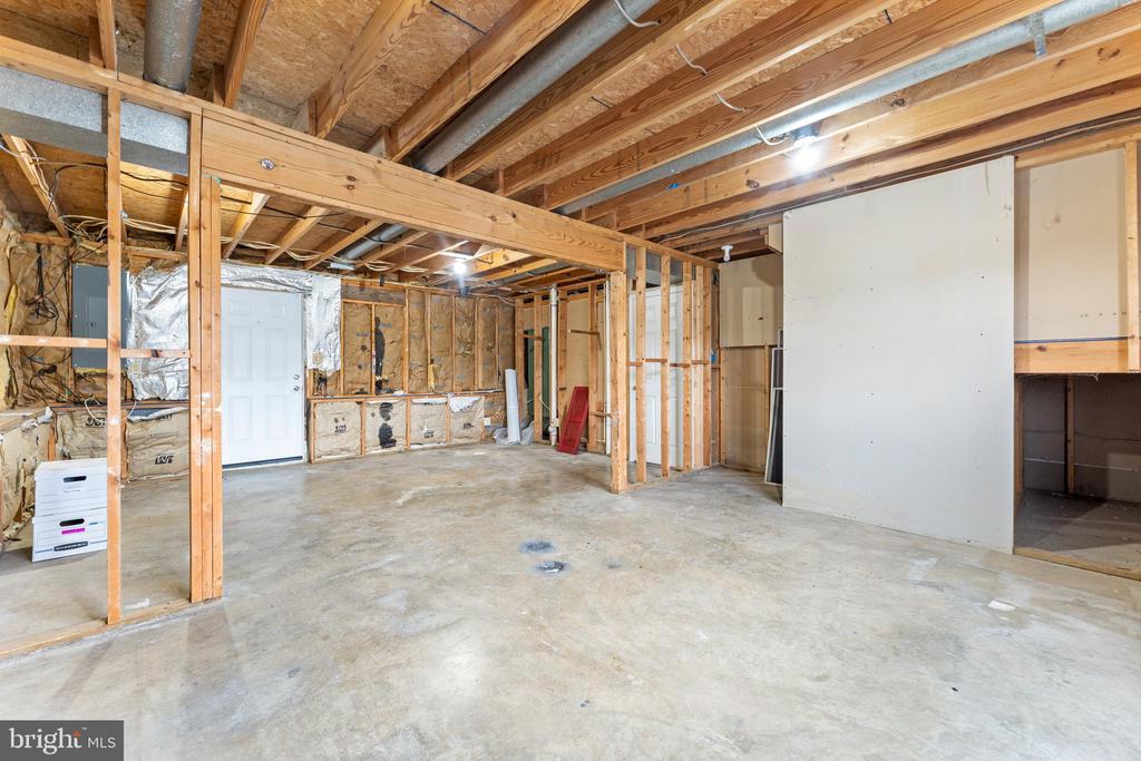 7716 CURTIS LN, SPOTSYLVANIA, Virginia 22551, 3 Bedrooms Bedrooms, ,2 BathroomsBathrooms,Residential,7716 CURTIS LN,VASP2039412 MLS # VASP2039412