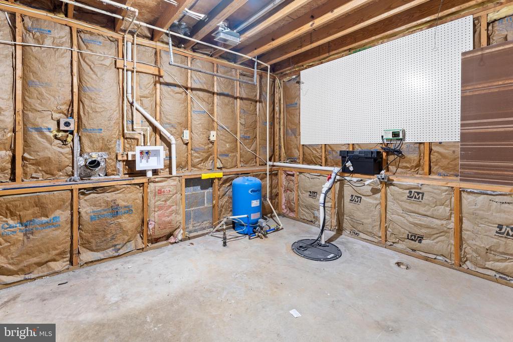 7716 CURTIS LN, SPOTSYLVANIA, Virginia 22551, 3 Bedrooms Bedrooms, ,2 BathroomsBathrooms,Residential,7716 CURTIS LN,VASP2039412 MLS # VASP2039412