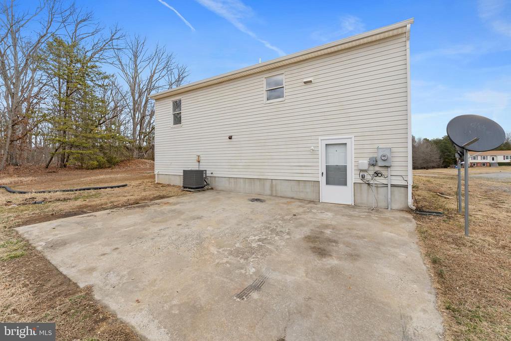 7716 CURTIS LN, SPOTSYLVANIA, Virginia 22551, 3 Bedrooms Bedrooms, ,2 BathroomsBathrooms,Residential,7716 CURTIS LN,VASP2039412 MLS # VASP2039412