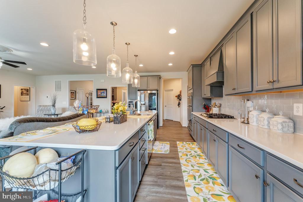 11726 ROBIN WOODS CIR, SPOTSYLVANIA, Virginia 22551, 3 Bedrooms Bedrooms, ,3 BathroomsBathrooms,Residential,11726 ROBIN WOODS CIR,VASP2040026 MLS # VASP2040026