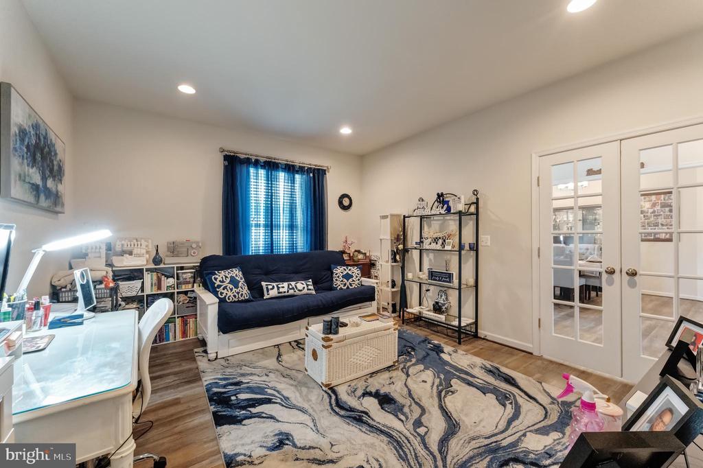 11726 ROBIN WOODS CIR, SPOTSYLVANIA, Virginia 22551, 3 Bedrooms Bedrooms, ,3 BathroomsBathrooms,Residential,11726 ROBIN WOODS CIR,VASP2040026 MLS # VASP2040026