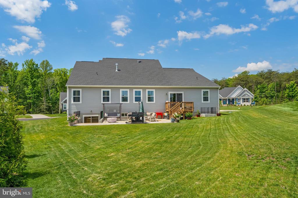 11726 ROBIN WOODS CIR, SPOTSYLVANIA, Virginia 22551, 3 Bedrooms Bedrooms, ,3 BathroomsBathrooms,Residential,11726 ROBIN WOODS CIR,VASP2040026 MLS # VASP2040026