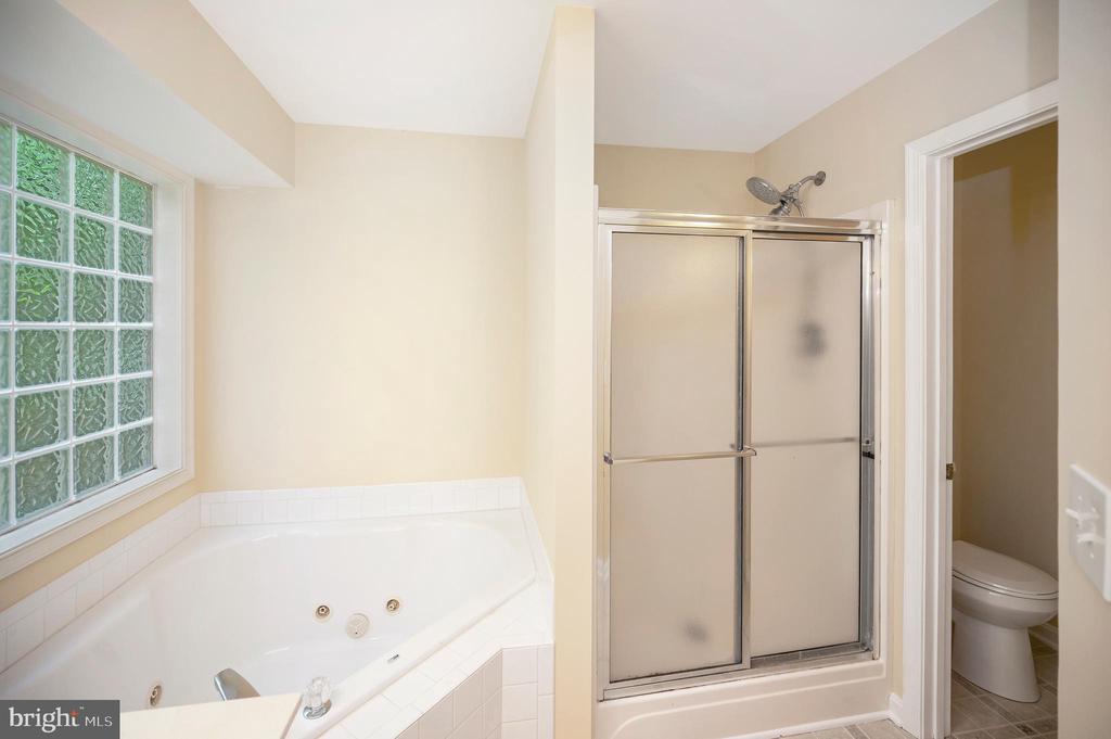 1115 EASTOVER PKWY, LOCUST GROVE, Virginia 22508, 4 Bedrooms Bedrooms, ,3 BathroomsBathrooms,Residential,1115 EASTOVER PKWY,VAOR2013534 MLS # VAOR2013534