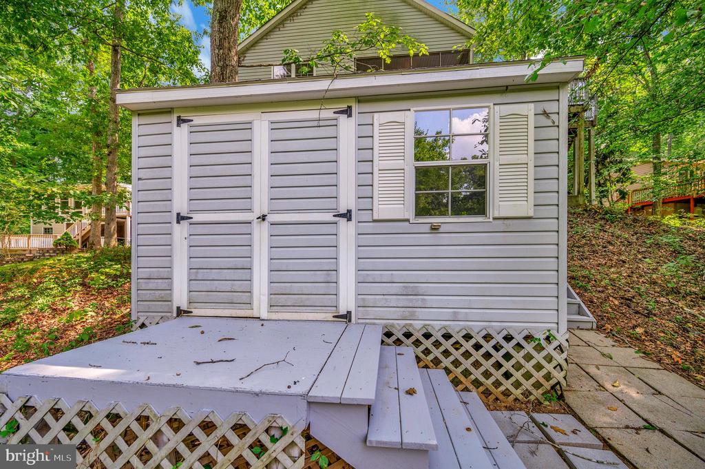 1115 EASTOVER PKWY, LOCUST GROVE, Virginia 22508, 4 Bedrooms Bedrooms, ,3 BathroomsBathrooms,Residential,1115 EASTOVER PKWY,VAOR2013534 MLS # VAOR2013534