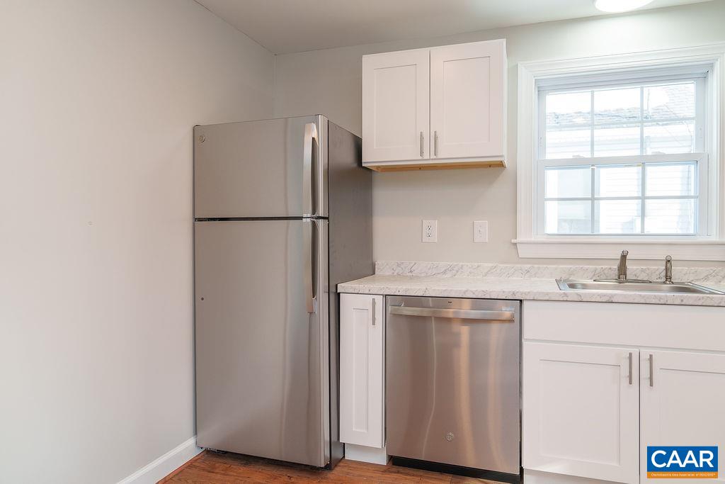 1433 HARDING AVE, WAYNESBORO, Virginia 22980, 3 Bedrooms Bedrooms, ,2 BathroomsBathrooms,Residential,1433 HARDING AVE,673019 MLS # 673019