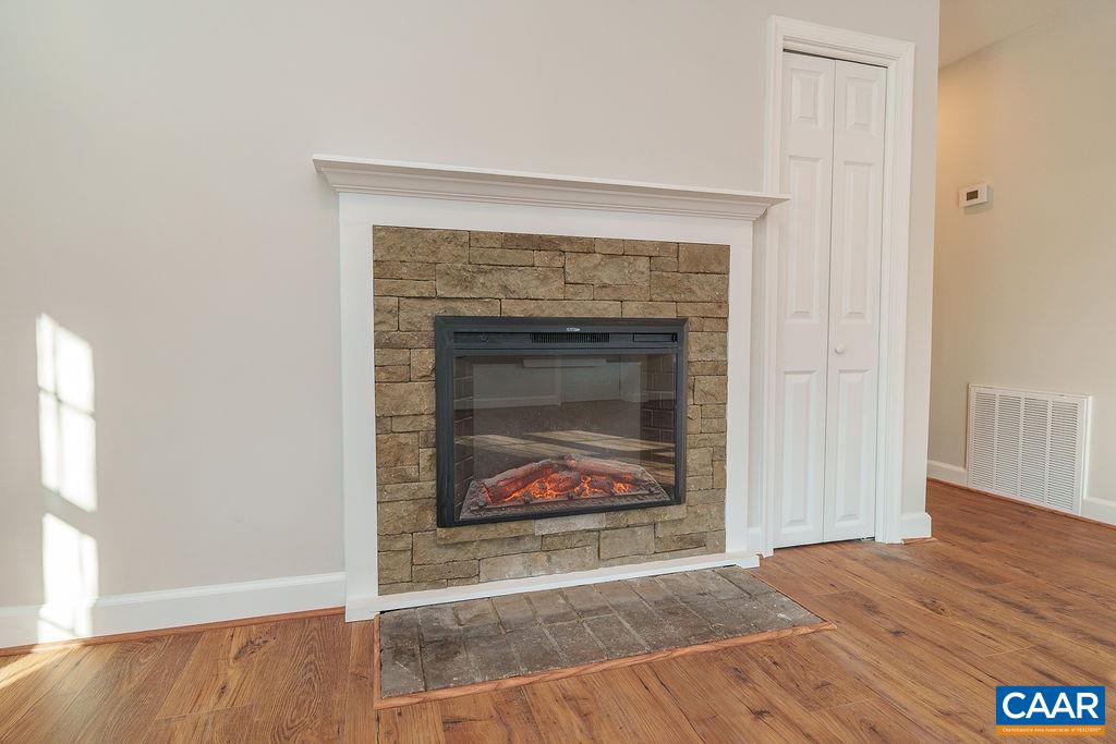 1433 HARDING AVE, WAYNESBORO, Virginia 22980, 3 Bedrooms Bedrooms, ,2 BathroomsBathrooms,Residential,1433 HARDING AVE,673019 MLS # 673019