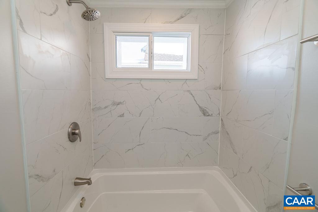 1433 HARDING AVE, WAYNESBORO, Virginia 22980, 3 Bedrooms Bedrooms, ,2 BathroomsBathrooms,Residential,1433 HARDING AVE,673019 MLS # 673019