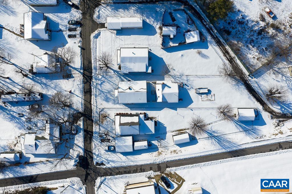 1433 HARDING AVE, WAYNESBORO, Virginia 22980, 3 Bedrooms Bedrooms, ,2 BathroomsBathrooms,Residential,1433 HARDING AVE,673019 MLS # 673019