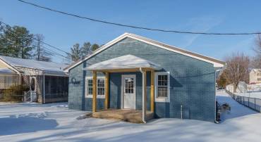 1433 HARDING AVE, WAYNESBORO, Virginia 22980, 3 Bedrooms Bedrooms, ,2 BathroomsBathrooms,Residential,1433 HARDING AVE,673019 MLS # 673019