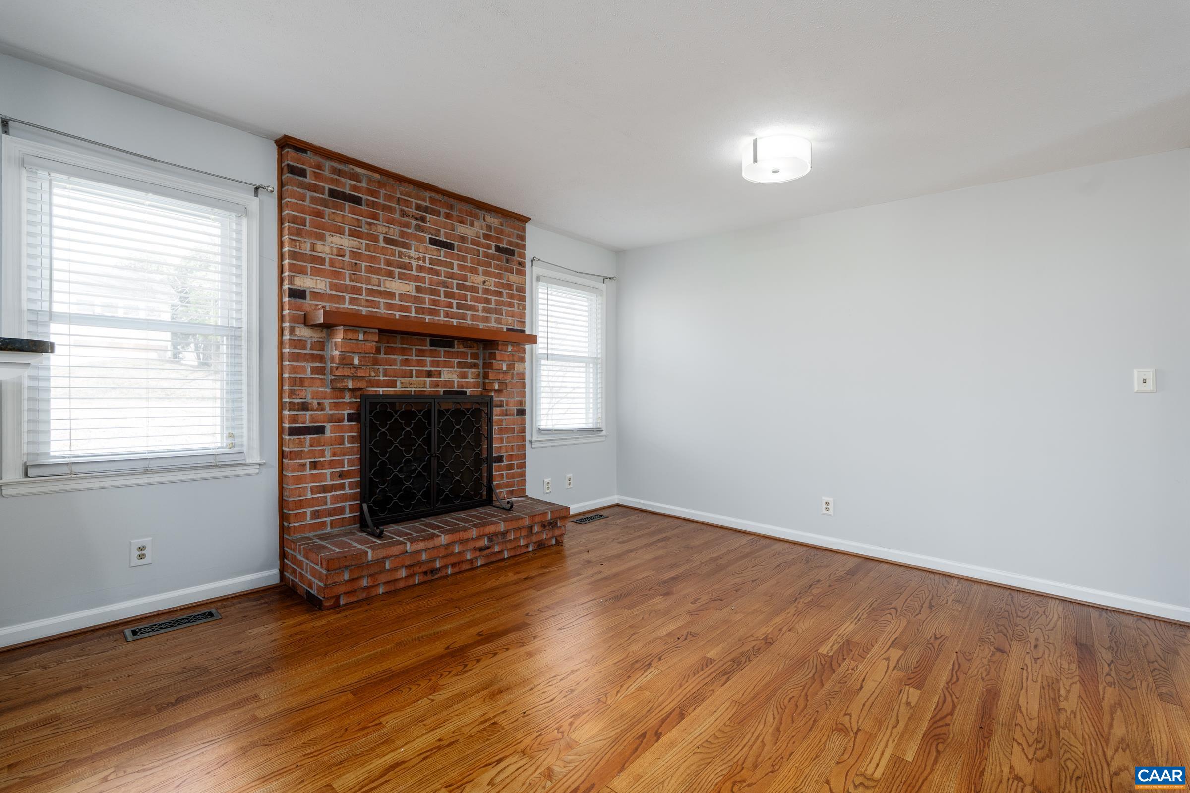 5550 JAMESTOWN RD, CROZET, Virginia 22932, 3 Bedrooms Bedrooms, ,2 BathroomsBathrooms,Residential,5550 JAMESTOWN RD,673704 MLS # 673704