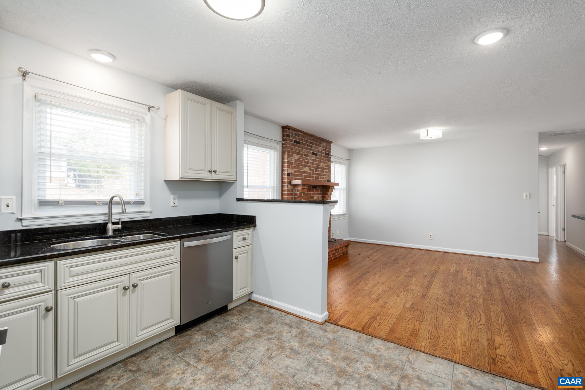 5550 JAMESTOWN RD, CROZET, Virginia 22932, 3 Bedrooms Bedrooms, ,2 BathroomsBathrooms,Residential,5550 JAMESTOWN RD,673704 MLS # 673704