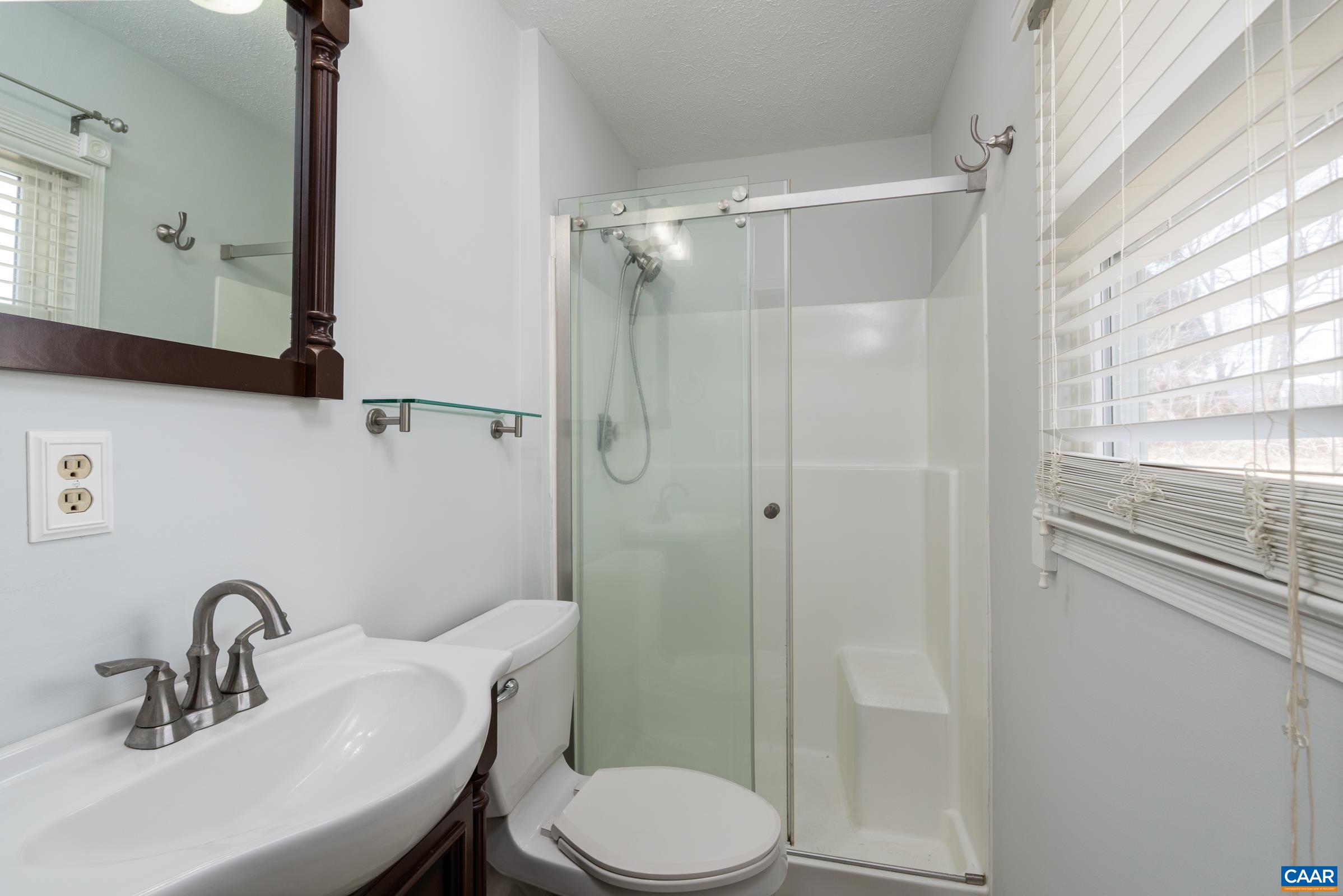 5550 JAMESTOWN RD, CROZET, Virginia 22932, 3 Bedrooms Bedrooms, ,2 BathroomsBathrooms,Residential,5550 JAMESTOWN RD,673704 MLS # 673704