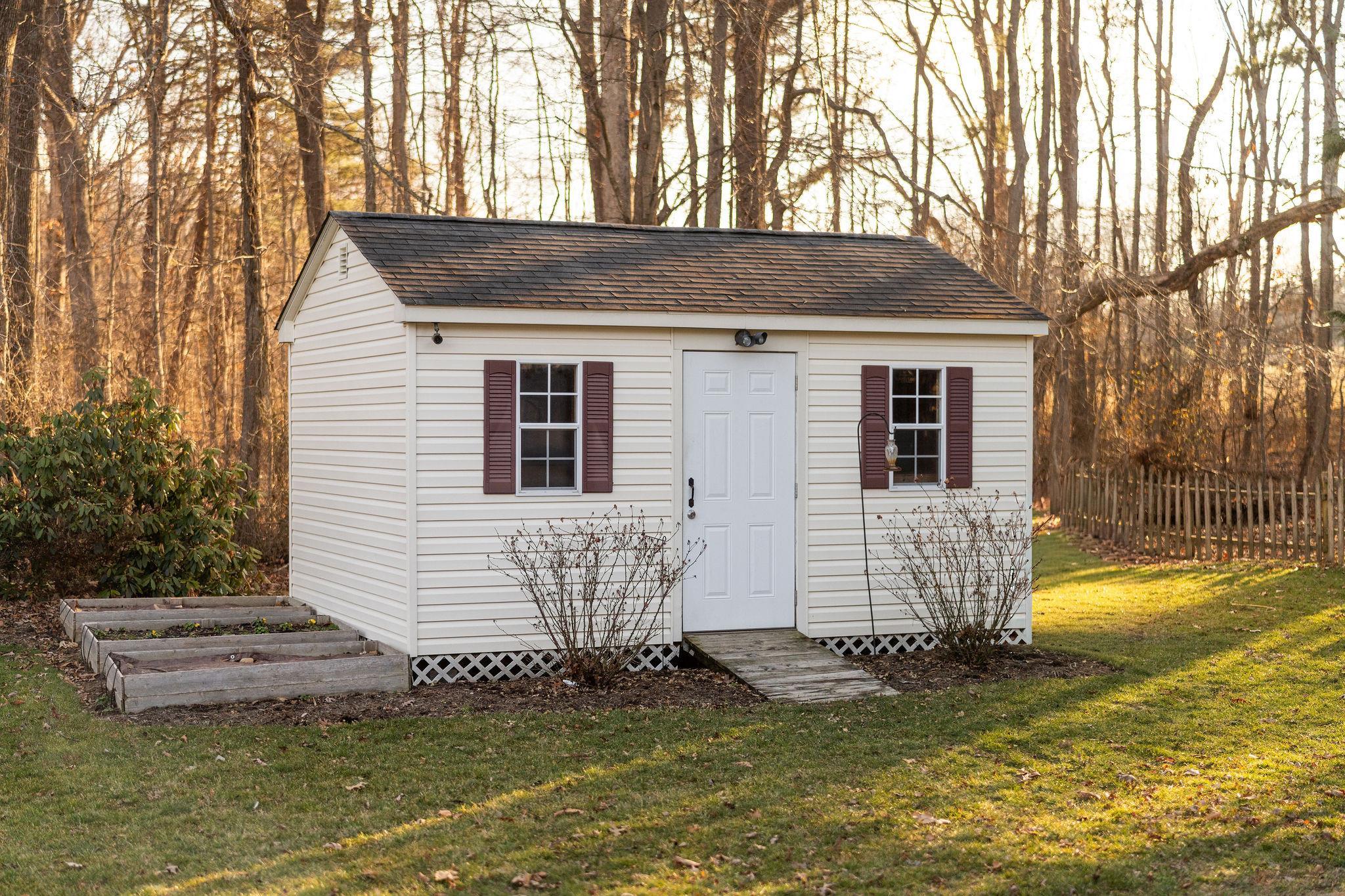 241 BOWMANS RUN DR, STUARTS DRAFT, Virginia 24477, 3 Bedrooms Bedrooms, ,2 BathroomsBathrooms,Residential,241 BOWMANS RUN DR,673779 MLS # 673779