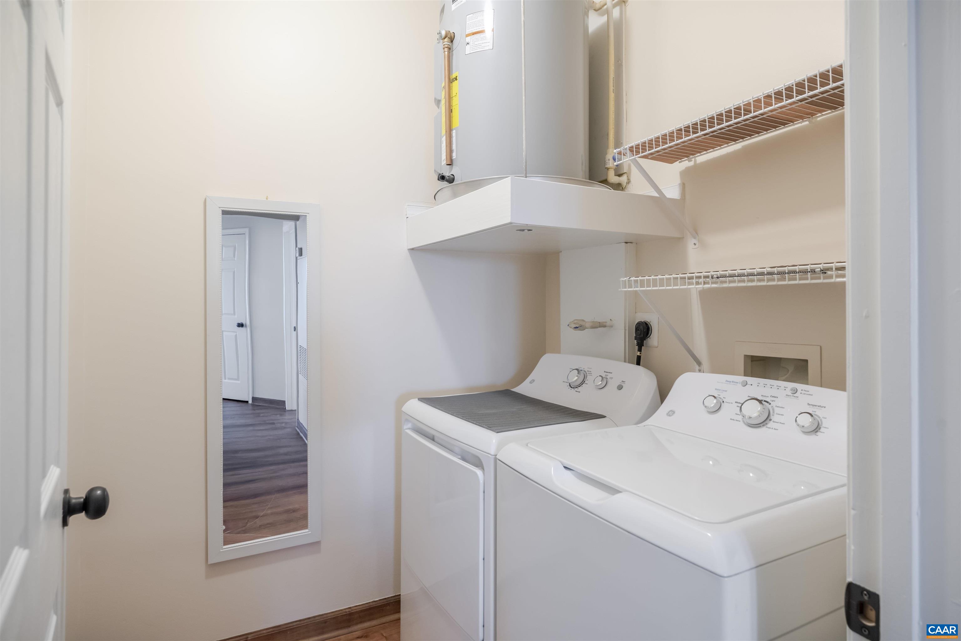 1055 WEYBRIDGE CT, CHARLOTTESVILLE, Virginia 22911, 2 Bedrooms Bedrooms, ,2 BathroomsBathrooms,Residential,1055 WEYBRIDGE CT,674419 MLS # 674419