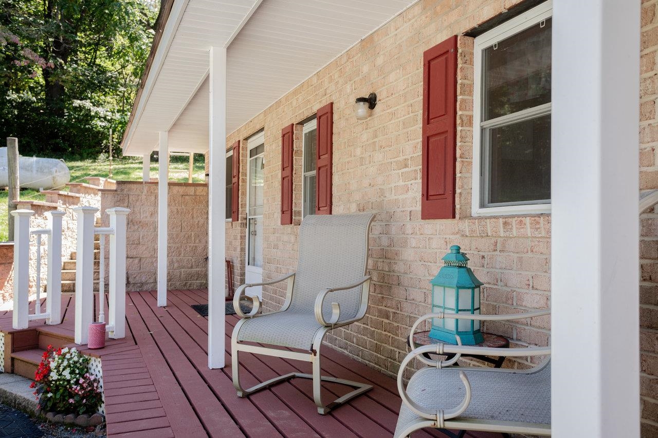 279 HELMS RD, STANLEY, Virginia 22851, 5 Bedrooms Bedrooms, ,2 BathroomsBathrooms,Residential,279 HELMS RD,674429 MLS # 674429