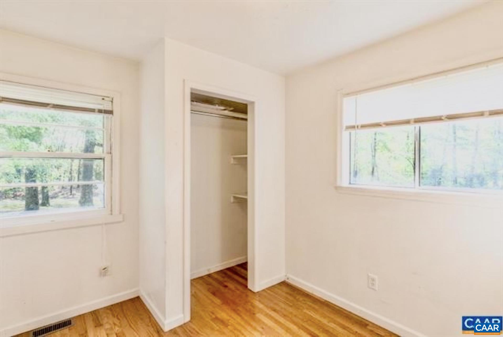 8955 LOUISA RD, GORDONSVILLE, Virginia 22942, 2 Bedrooms Bedrooms, ,1 BathroomBathrooms,Residential,8955 LOUISA RD,674430 MLS # 674430