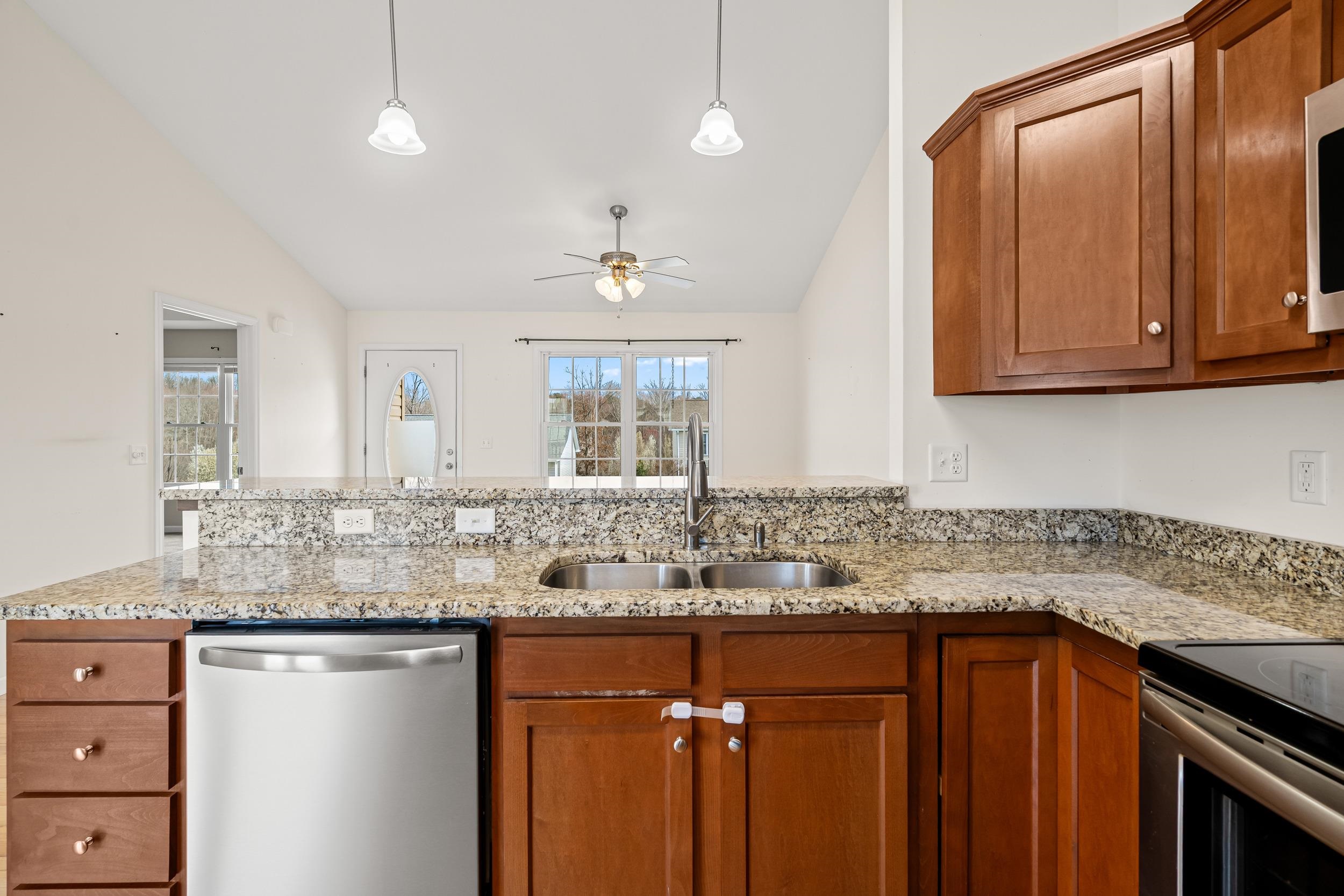 1445 MANDOLIN AVE, GROTTOES, Virginia 24441, 3 Bedrooms Bedrooms, ,2 BathroomsBathrooms,Residential,1445 Mandolin Ave, Grottoes VA, 24441,1445 MANDOLIN AVE,674434 MLS # 674434