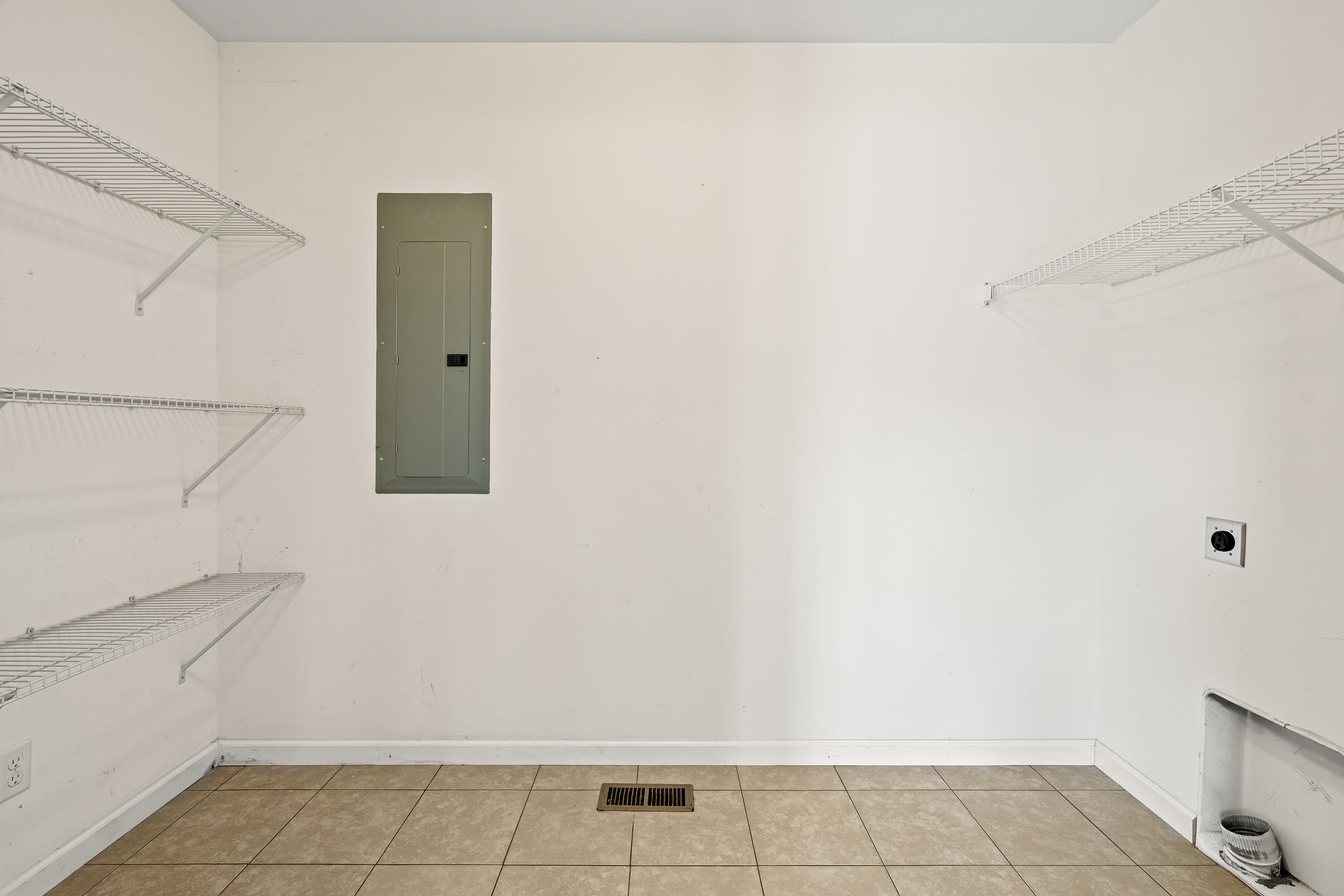 1445 MANDOLIN AVE, GROTTOES, Virginia 24441, 3 Bedrooms Bedrooms, ,2 BathroomsBathrooms,Residential,1445 Mandolin Ave, Grottoes VA, 24441,1445 MANDOLIN AVE,674434 MLS # 674434