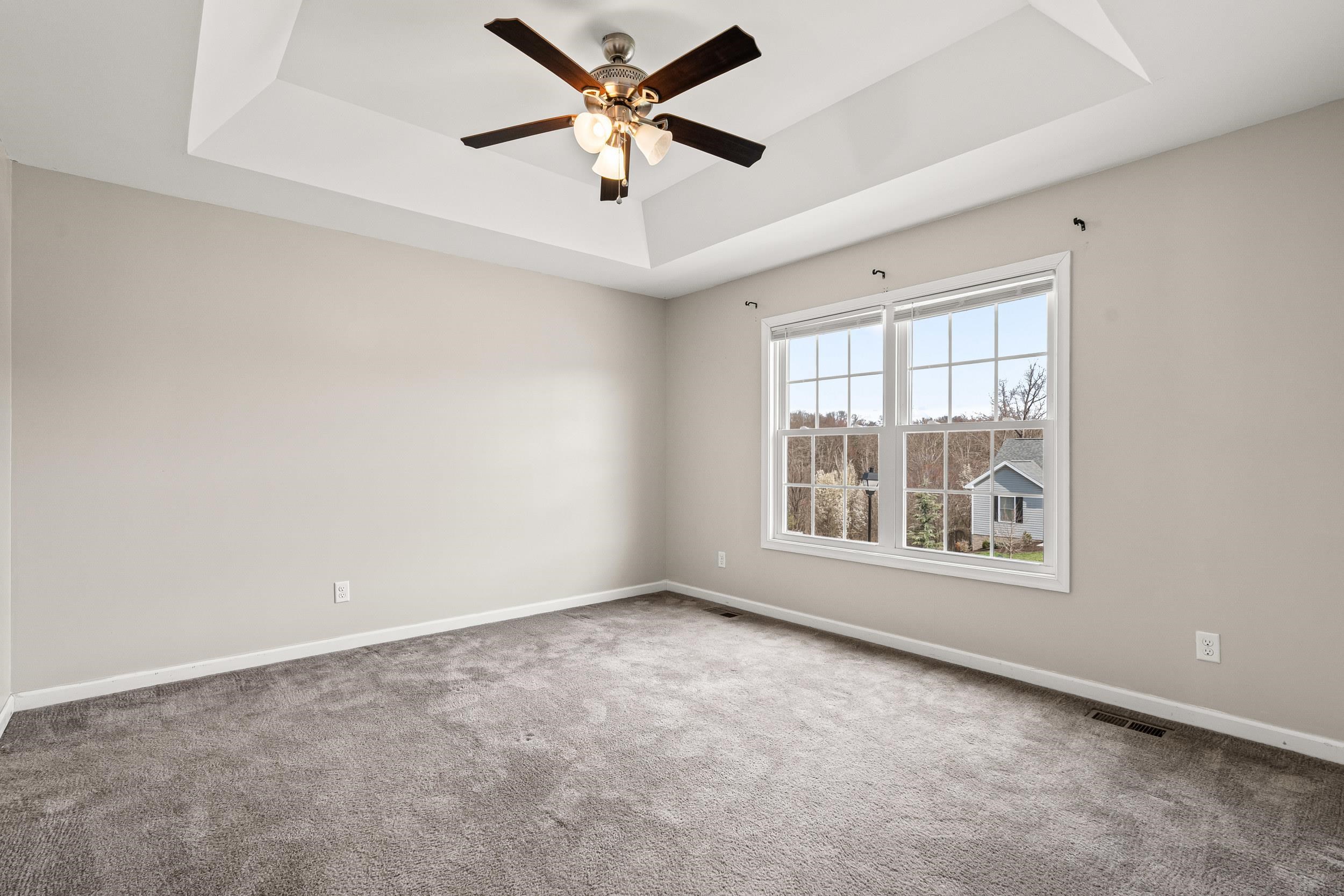 1445 MANDOLIN AVE, GROTTOES, Virginia 24441, 3 Bedrooms Bedrooms, ,2 BathroomsBathrooms,Residential,1445 Mandolin Ave, Grottoes VA, 24441,1445 MANDOLIN AVE,674434 MLS # 674434