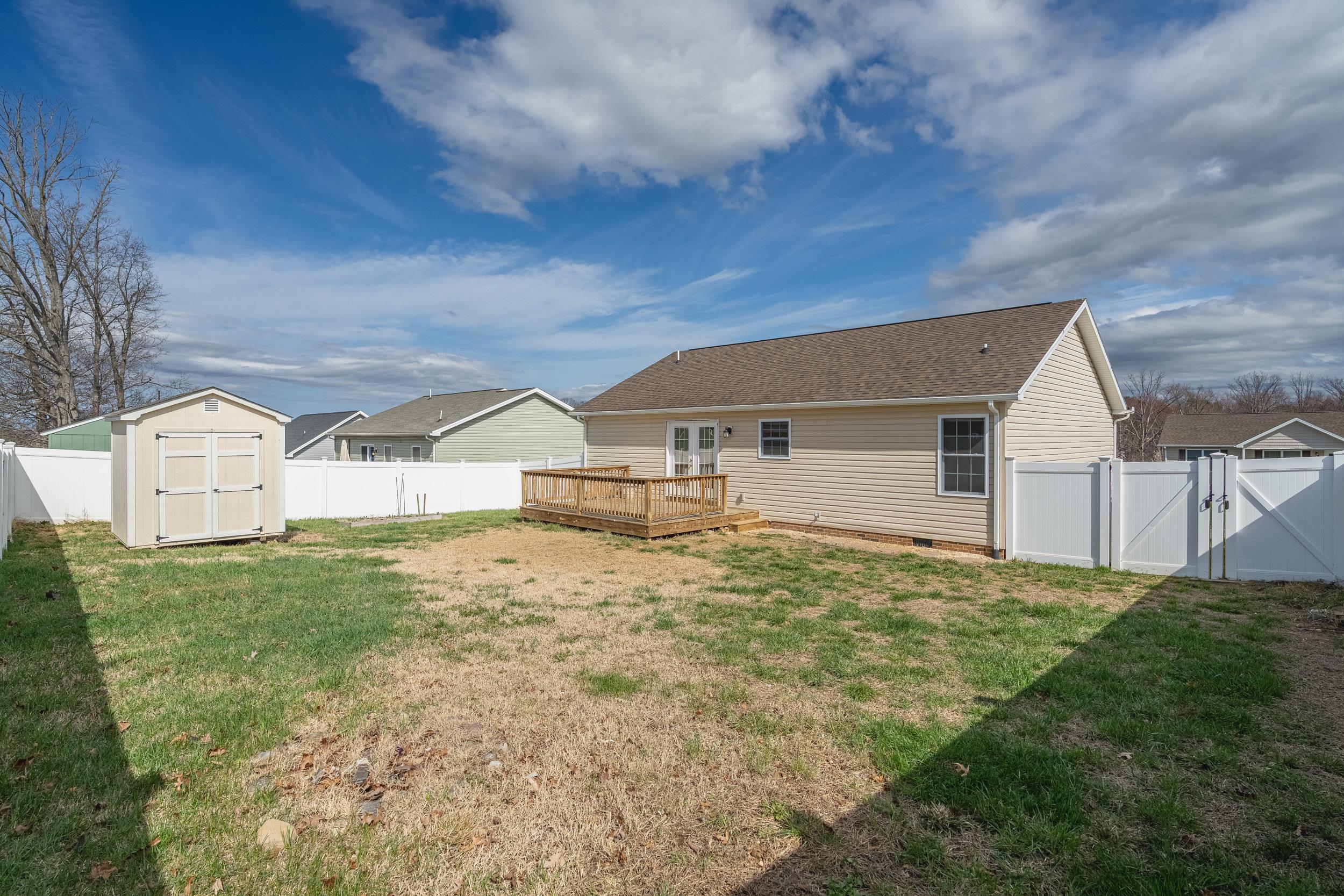 1445 MANDOLIN AVE, GROTTOES, Virginia 24441, 3 Bedrooms Bedrooms, ,2 BathroomsBathrooms,Residential,1445 Mandolin Ave, Grottoes VA, 24441,1445 MANDOLIN AVE,674434 MLS # 674434