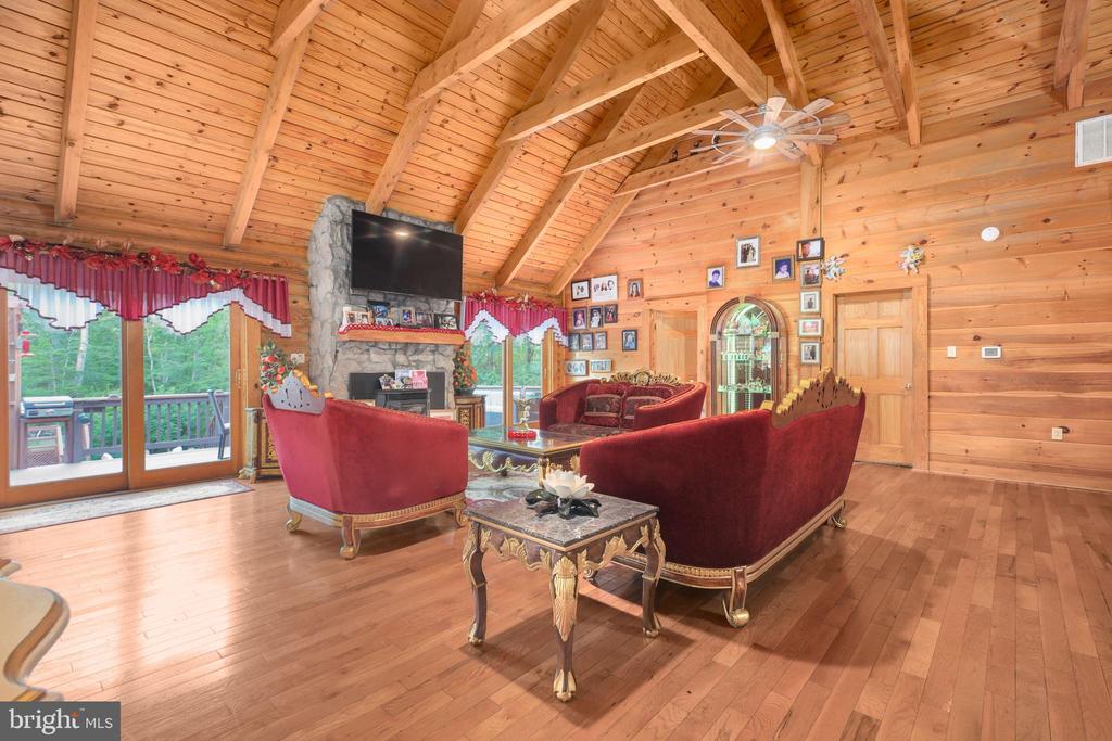 4267 TRAIL OF FAITH CT, LOCUST GROVE, Virginia 22508, 4 Bedrooms Bedrooms, ,2 BathroomsBathrooms,Residential,4267 TRAIL OF FAITH CT,VAOR2013100 MLS # VAOR2013100