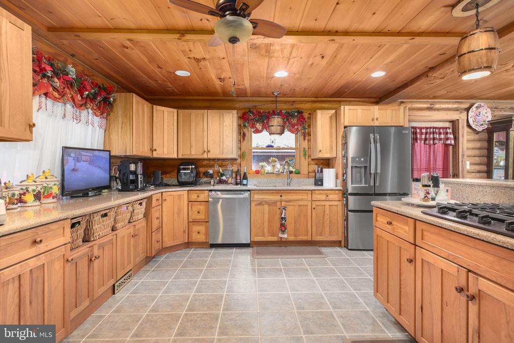 4267 TRAIL OF FAITH CT, LOCUST GROVE, Virginia 22508, 4 Bedrooms Bedrooms, ,2 BathroomsBathrooms,Residential,4267 TRAIL OF FAITH CT,VAOR2013100 MLS # VAOR2013100