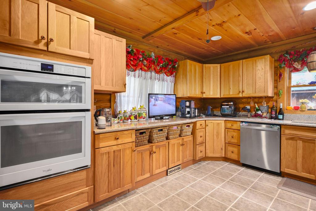 4267 TRAIL OF FAITH CT, LOCUST GROVE, Virginia 22508, 4 Bedrooms Bedrooms, ,2 BathroomsBathrooms,Residential,4267 TRAIL OF FAITH CT,VAOR2013100 MLS # VAOR2013100