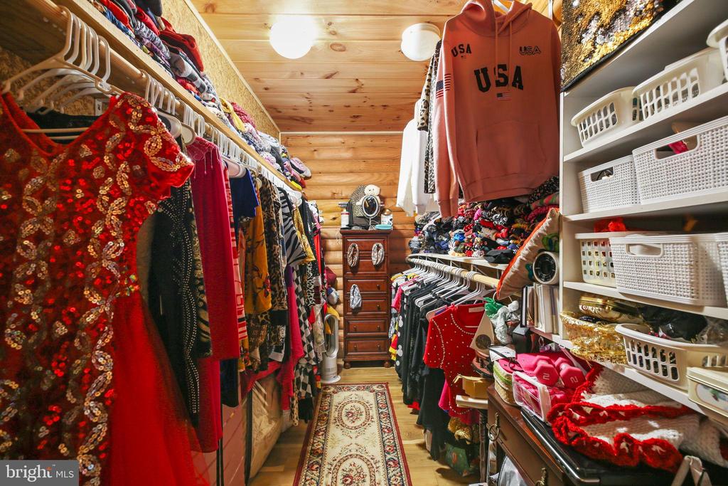 4267 TRAIL OF FAITH CT, LOCUST GROVE, Virginia 22508, 4 Bedrooms Bedrooms, ,2 BathroomsBathrooms,Residential,4267 TRAIL OF FAITH CT,VAOR2013100 MLS # VAOR2013100