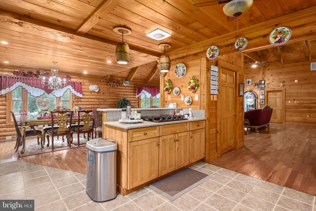 4267 TRAIL OF FAITH CT, LOCUST GROVE, Virginia 22508, 4 Bedrooms Bedrooms, ,2 BathroomsBathrooms,Residential,4267 TRAIL OF FAITH CT,VAOR2013100 MLS # VAOR2013100