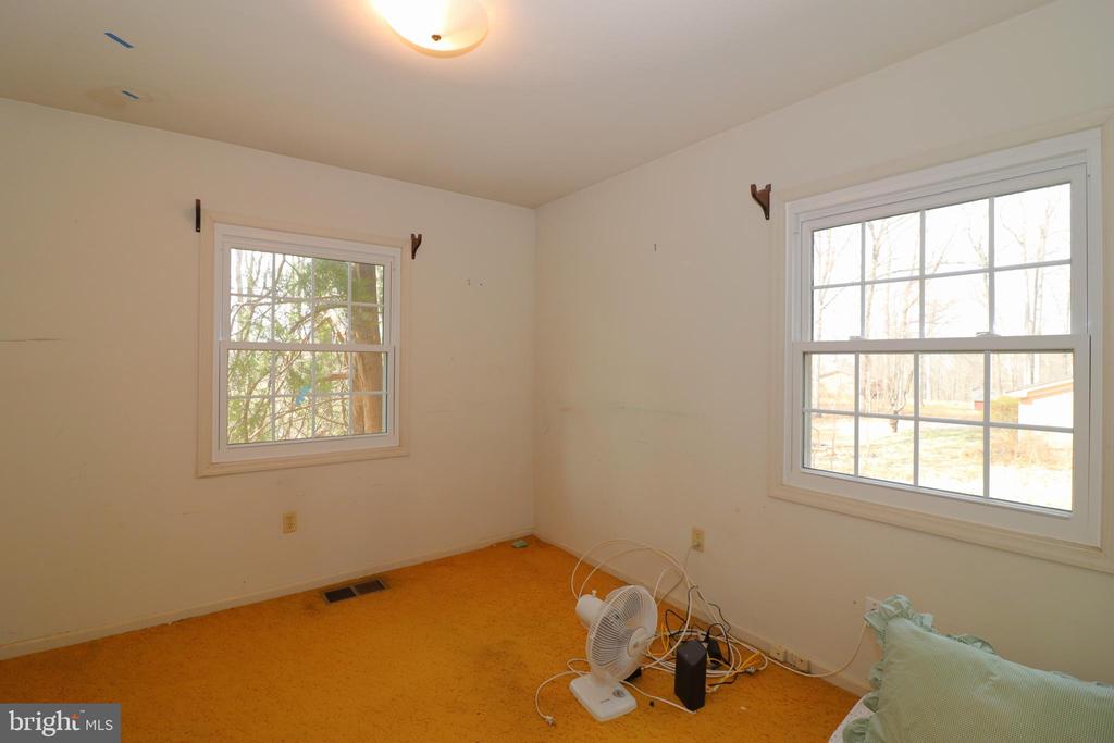 9305 LEES RIDGE RD, WARRENTON, Virginia 20186, 3 Bedrooms Bedrooms, ,2 BathroomsBathrooms,Residential,9305 LEES RIDGE RD,VAFQ2020942 MLS # VAFQ2020942