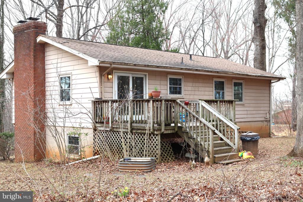 9305 LEES RIDGE RD, WARRENTON, Virginia 20186, 3 Bedrooms Bedrooms, ,2 BathroomsBathrooms,Residential,9305 LEES RIDGE RD,VAFQ2020942 MLS # VAFQ2020942