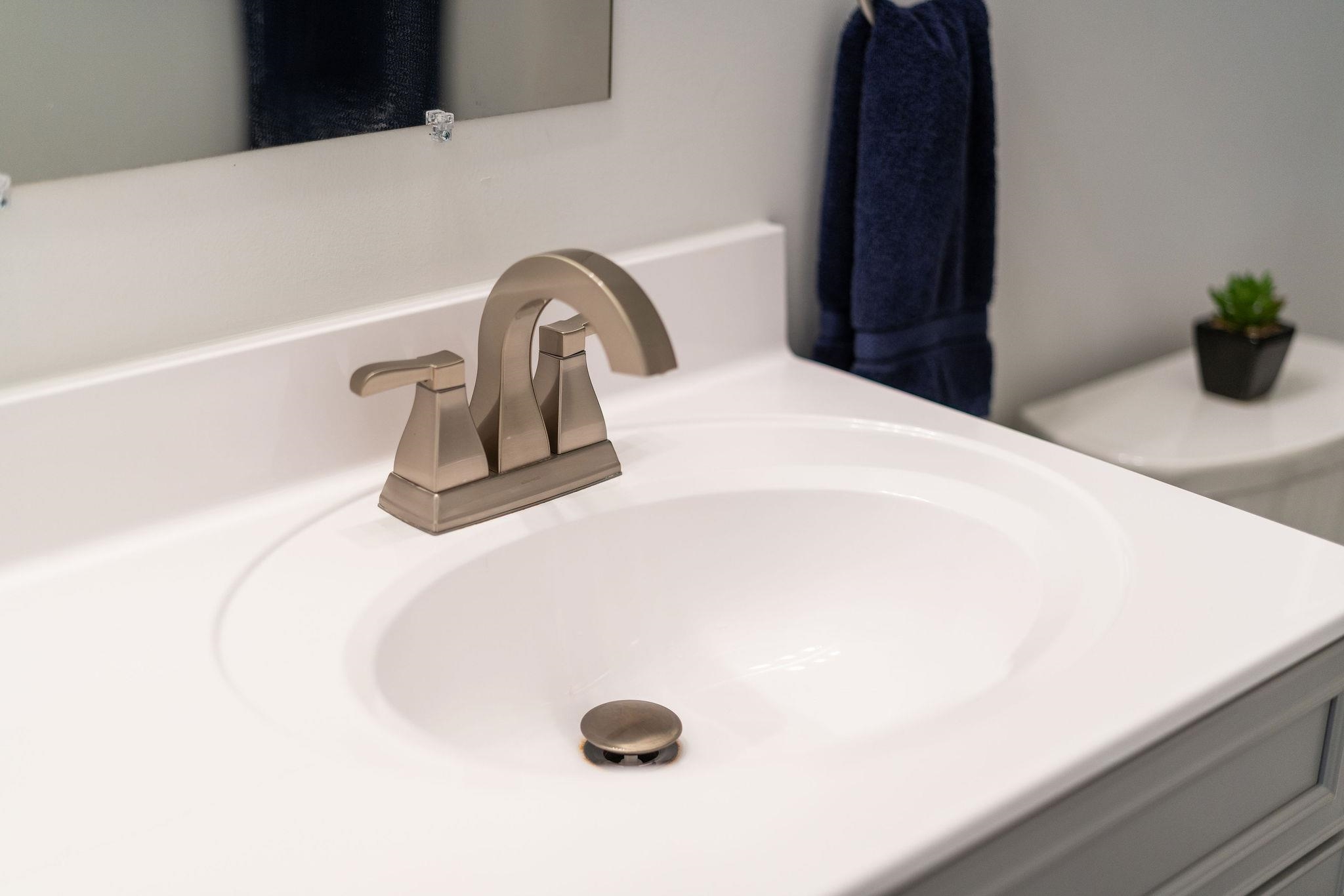 138 GARBER ST, STAUNTON, Virginia 24401, 3 Bedrooms Bedrooms, ,2 BathroomsBathrooms,Residential,138 GARBER ST,674441 MLS # 674441