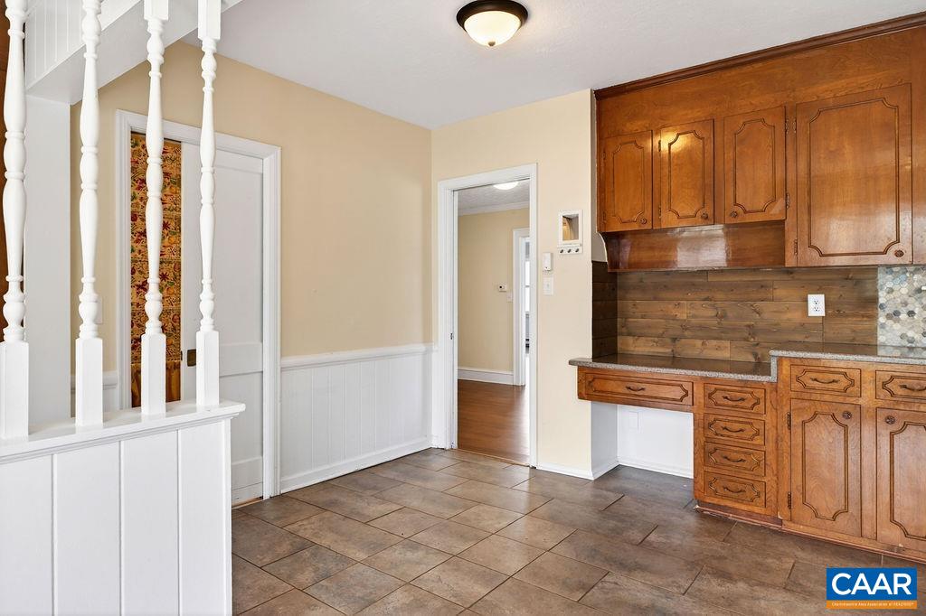 5694 PATRICK HENRY HWY, ROSELAND, Virginia 22967, 3 Bedrooms Bedrooms, ,1 BathroomBathrooms,Residential,5694 PATRICK HENRY HWY,674445 MLS # 674445