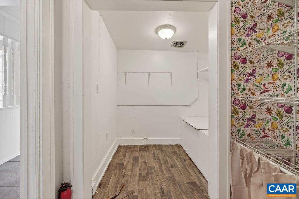 5694 PATRICK HENRY HWY, ROSELAND, Virginia 22967, 3 Bedrooms Bedrooms, ,1 BathroomBathrooms,Residential,5694 PATRICK HENRY HWY,674445 MLS # 674445