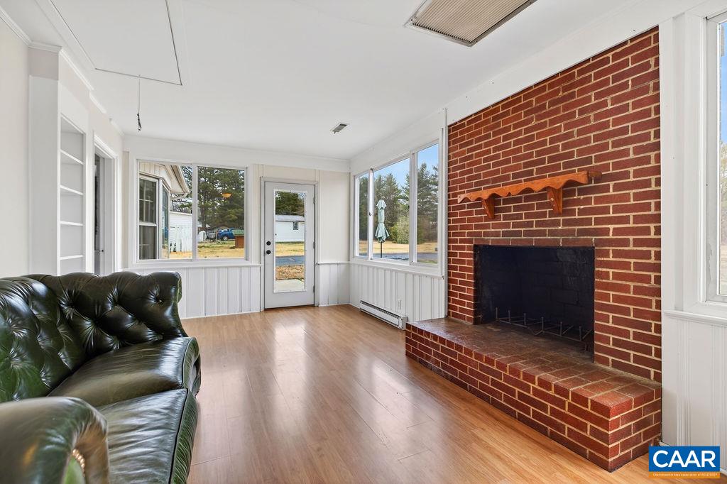 5694 PATRICK HENRY HWY, ROSELAND, Virginia 22967, 3 Bedrooms Bedrooms, ,1 BathroomBathrooms,Residential,5694 PATRICK HENRY HWY,674445 MLS # 674445