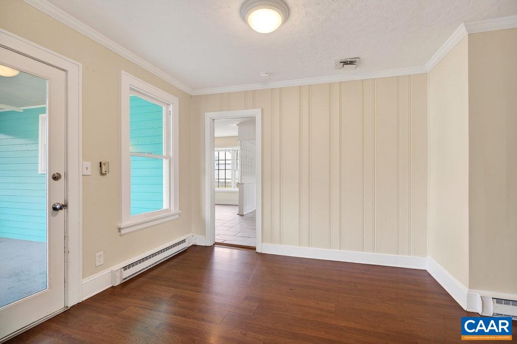 5694 PATRICK HENRY HWY, ROSELAND, Virginia 22967, 3 Bedrooms Bedrooms, ,1 BathroomBathrooms,Residential,5694 PATRICK HENRY HWY,674445 MLS # 674445