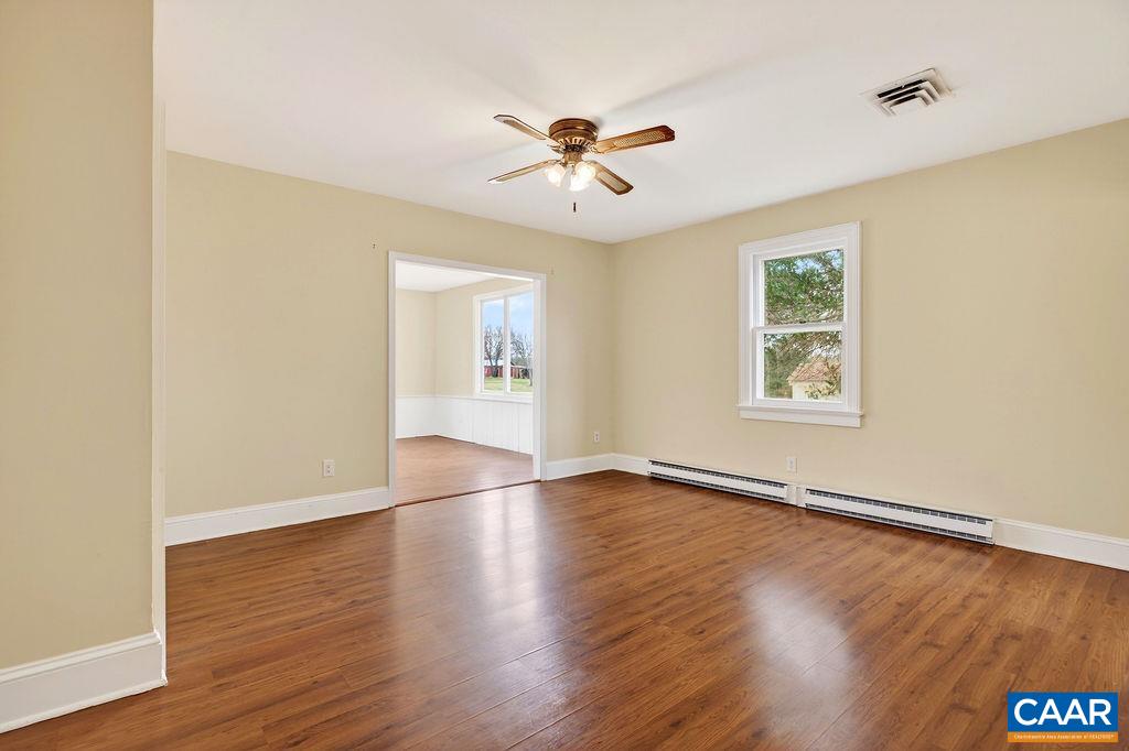 5694 PATRICK HENRY HWY, ROSELAND, Virginia 22967, 3 Bedrooms Bedrooms, ,1 BathroomBathrooms,Residential,5694 PATRICK HENRY HWY,674445 MLS # 674445