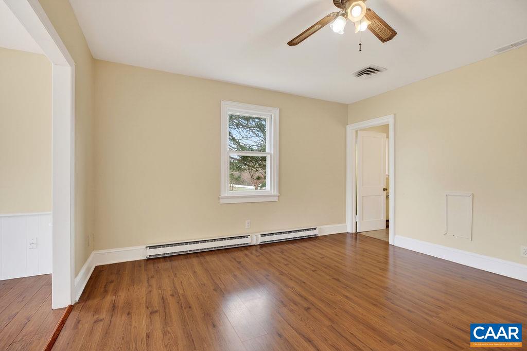 5694 PATRICK HENRY HWY, ROSELAND, Virginia 22967, 3 Bedrooms Bedrooms, ,1 BathroomBathrooms,Residential,5694 PATRICK HENRY HWY,674445 MLS # 674445