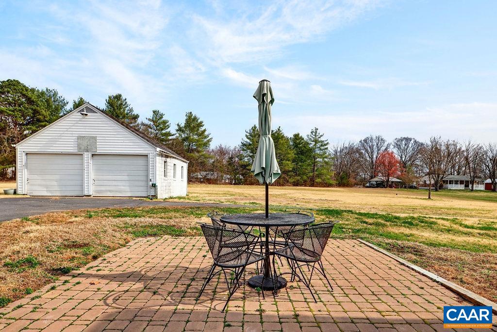 5694 PATRICK HENRY HWY, ROSELAND, Virginia 22967, 3 Bedrooms Bedrooms, ,1 BathroomBathrooms,Residential,5694 PATRICK HENRY HWY,674445 MLS # 674445