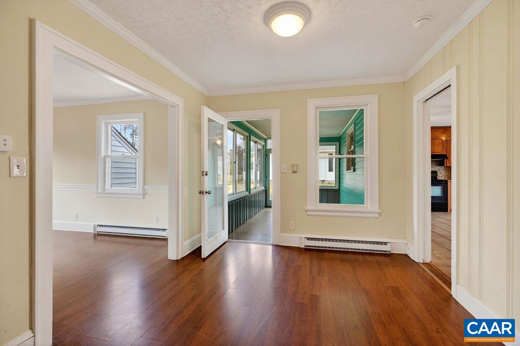 5694 PATRICK HENRY HWY, ROSELAND, Virginia 22967, 3 Bedrooms Bedrooms, ,1 BathroomBathrooms,Residential,5694 PATRICK HENRY HWY,674445 MLS # 674445