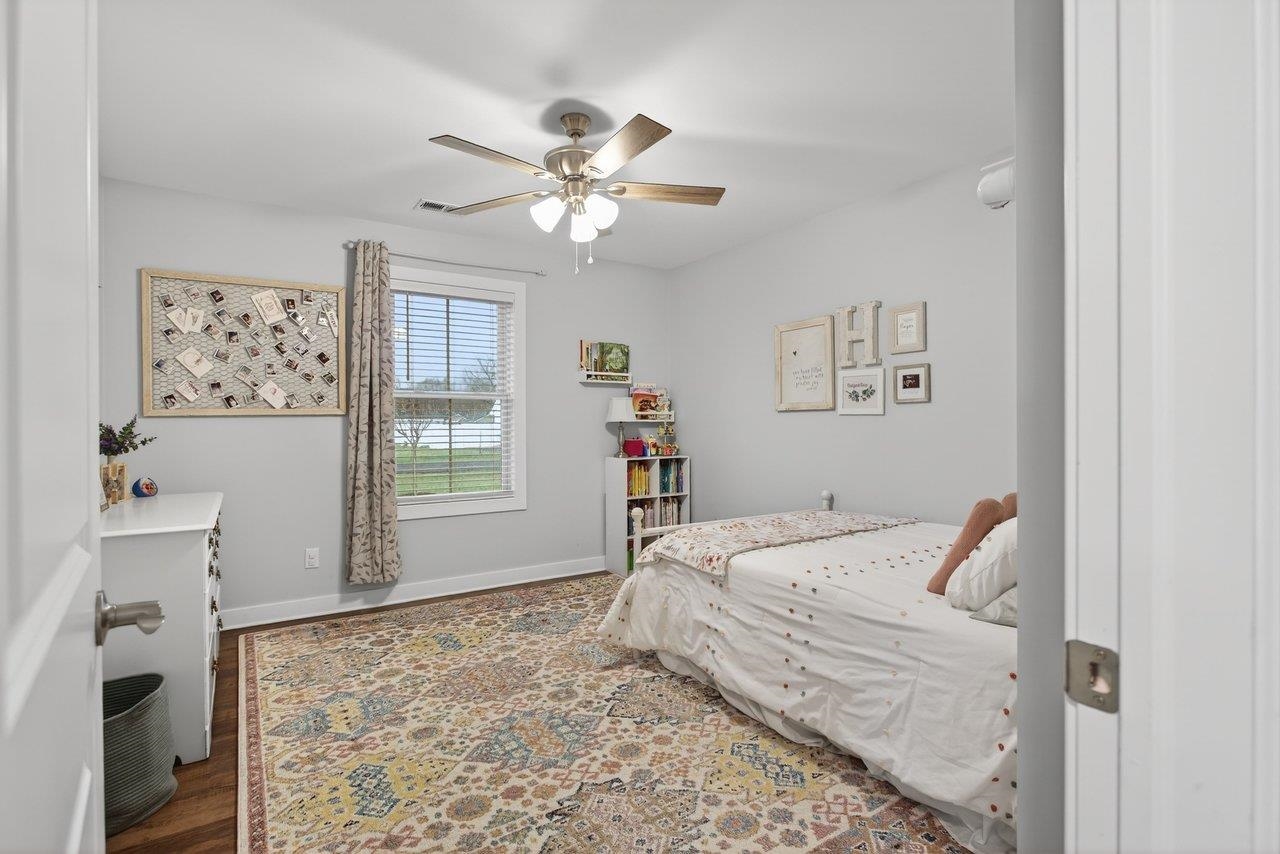 106 16TH ST, GROTTOES, Virginia 24441, 3 Bedrooms Bedrooms, ,2 BathroomsBathrooms,Residential,106 16TH ST,674447 MLS # 674447