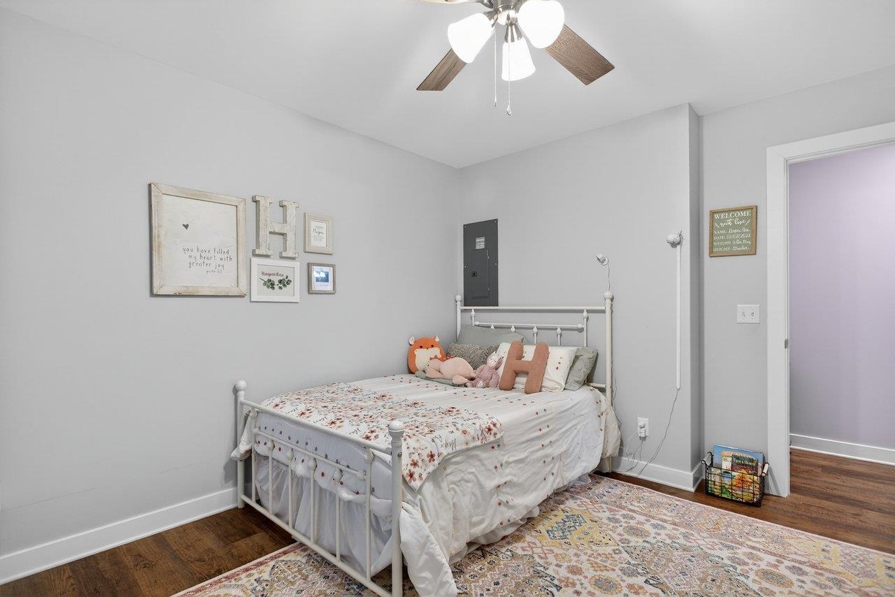 106 16TH ST, GROTTOES, Virginia 24441, 3 Bedrooms Bedrooms, ,2 BathroomsBathrooms,Residential,106 16TH ST,674447 MLS # 674447