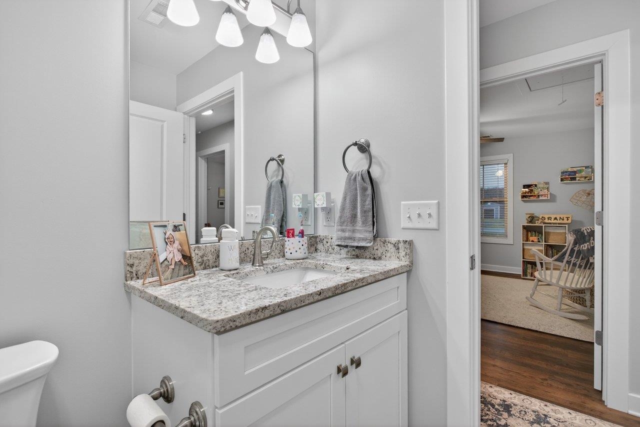 106 16TH ST, GROTTOES, Virginia 24441, 3 Bedrooms Bedrooms, ,2 BathroomsBathrooms,Residential,106 16TH ST,674447 MLS # 674447