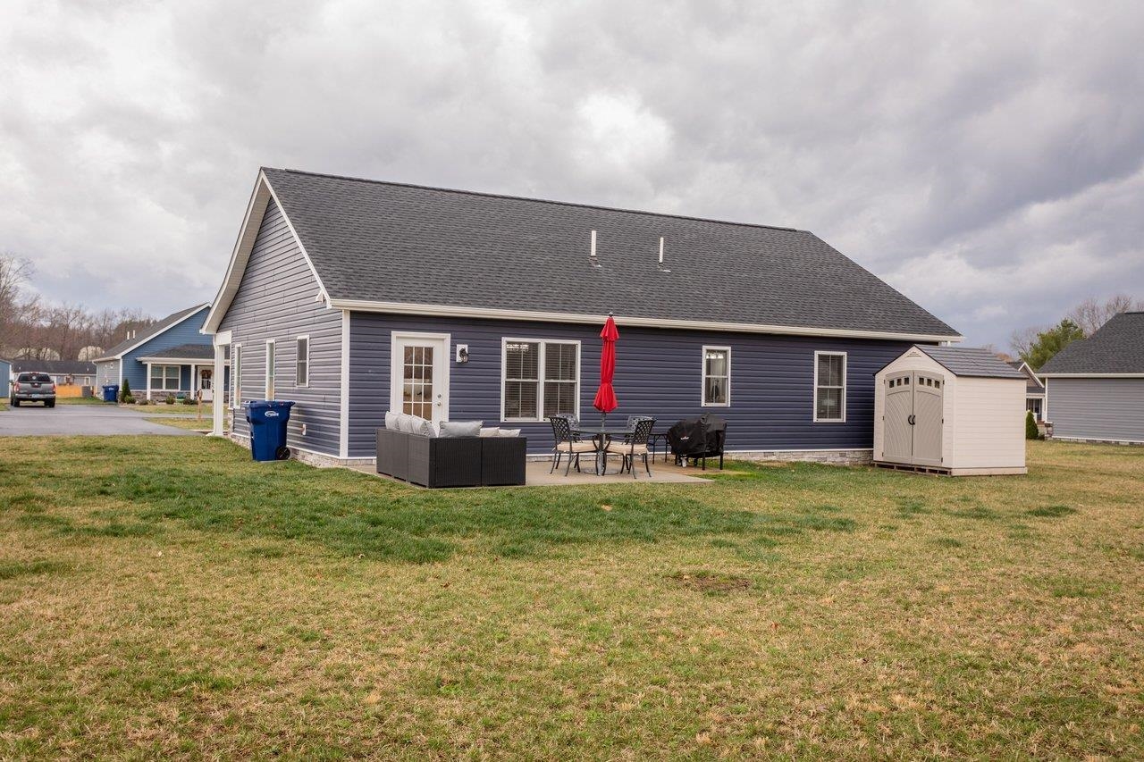 106 16TH ST, GROTTOES, Virginia 24441, 3 Bedrooms Bedrooms, ,2 BathroomsBathrooms,Residential,106 16TH ST,674447 MLS # 674447